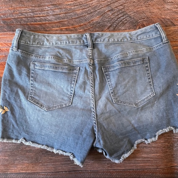 TORRID EMBROIDERED SHORTS - Picture 5 of 7